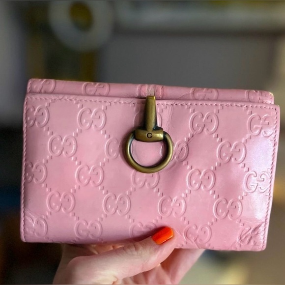 Pink Gucci Wallet - Picture 1 of 8